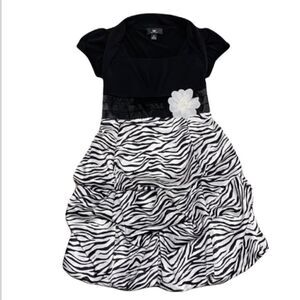 IZ Amy Byer Zebra Print S/S tiered Dress size 12